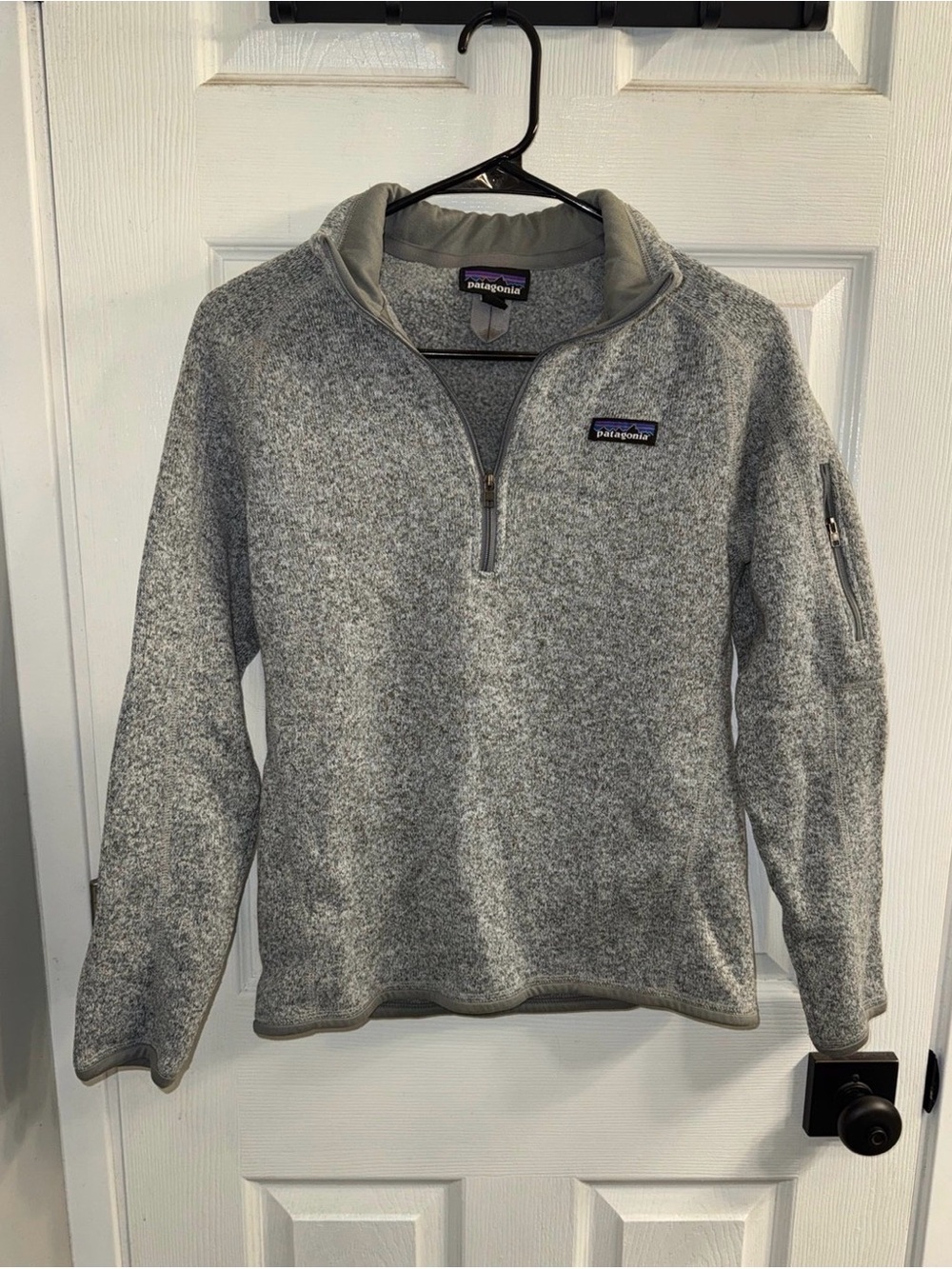 Patagonia Women Gray Quarter-Zip Fleece Sweater